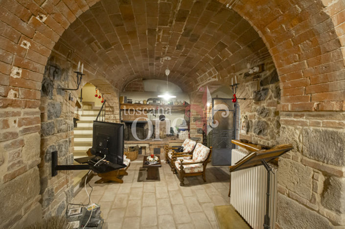 Image No.6-2 Bed House for sale