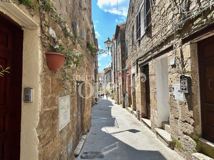 Image No.26-2 Bed Apartment for sale