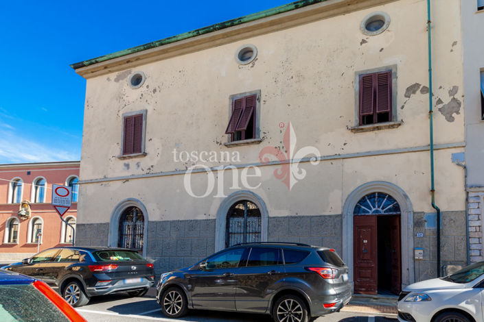 Image No.30-4 Bed House for sale