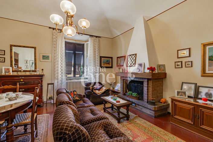 Image No.4-Maison de 4 chambres à vendre à Pomarance