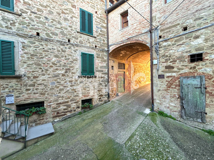 Image No.6-2 Bed House for sale