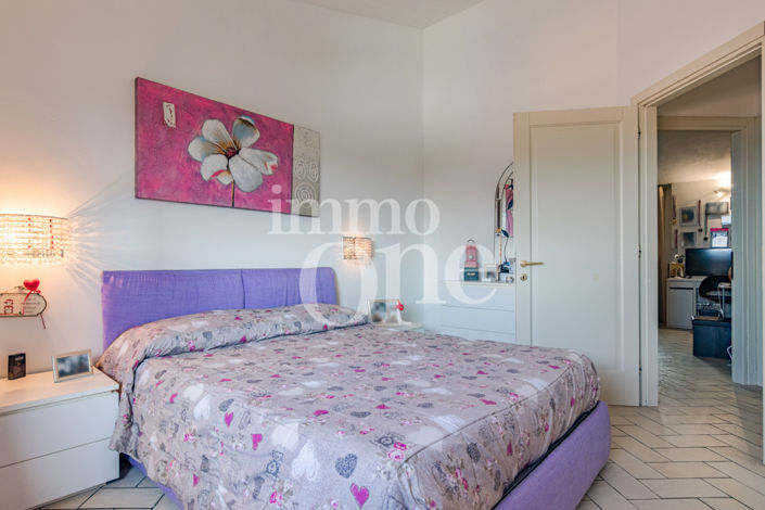 Image No.18-3 Bed House for sale