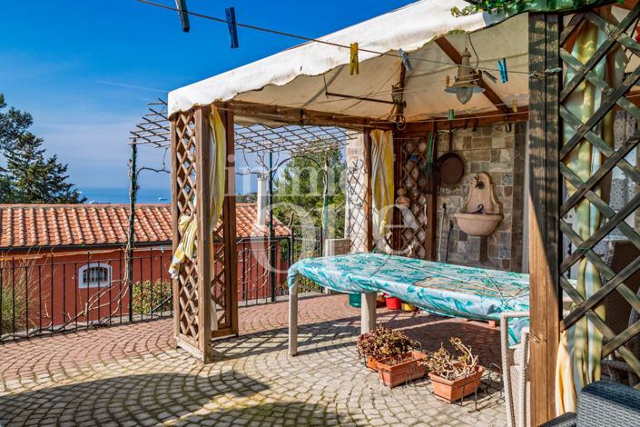 Image No.27-3 Bed House for sale