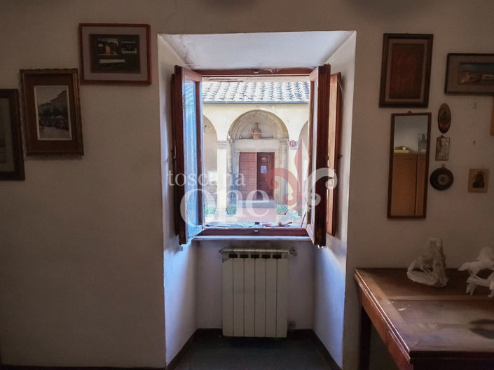 Image No.24-5 Bed Apartment for sale