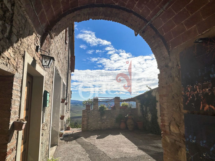 Image No.20-2 Bed Apartment for sale