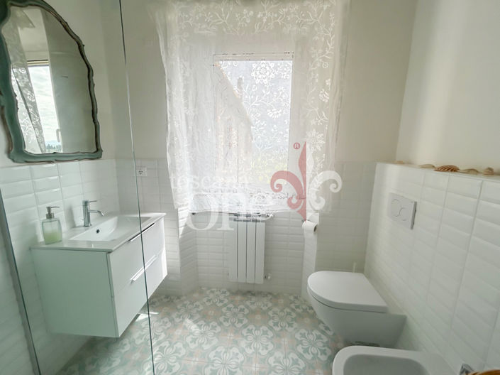 Image No.21-2 Bed Apartment for sale