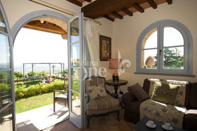 BORGO DI CHIANNI - PINO 03.jpg