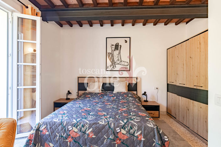 Image No.18-2 Bed House for sale