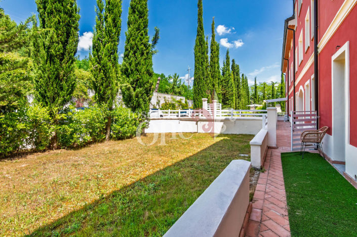 Image No.27-2 Bed House for sale