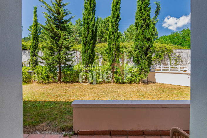 Image No.28-2 Bed House for sale