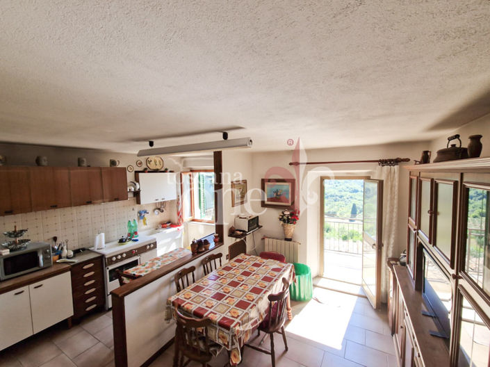 Image No.5-Maison de 2 chambres à vendre à Cinigiano