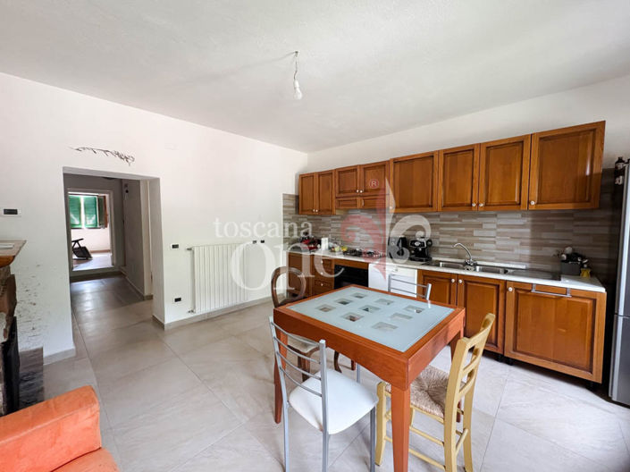 Image No.10-3 Bed House for sale