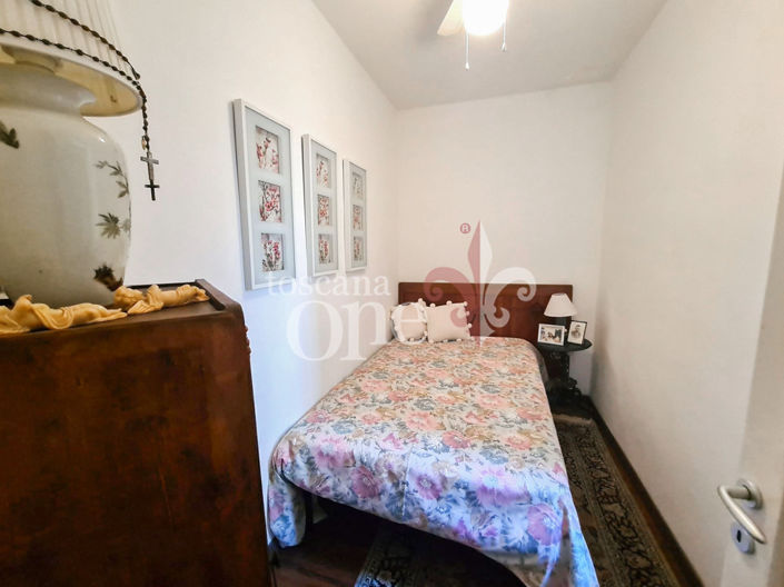 Image No.14-3 Bed House for sale