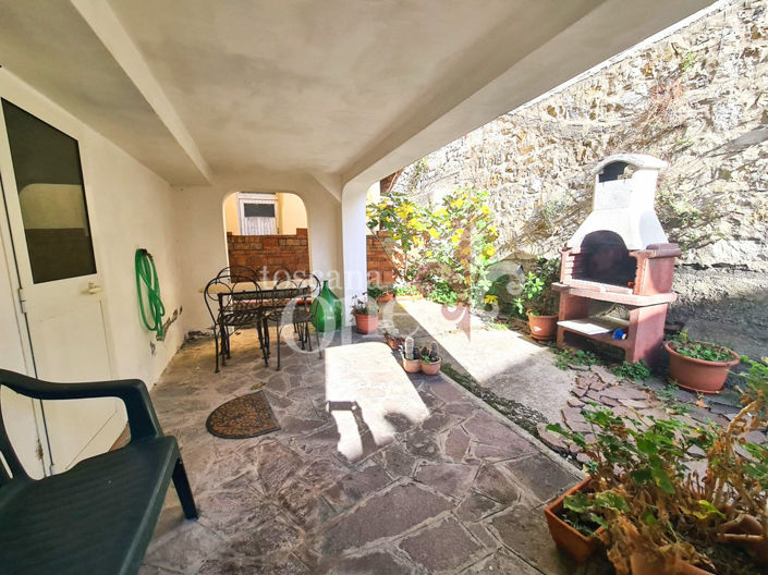 Image No.18-3 Bed House for sale