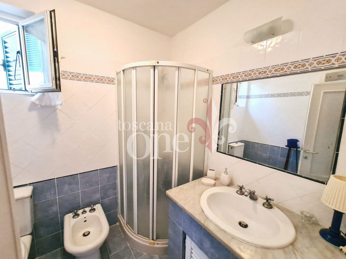 Image No.20-3 Bed House for sale