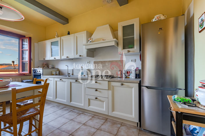 Image No.14-4 Bed House for sale