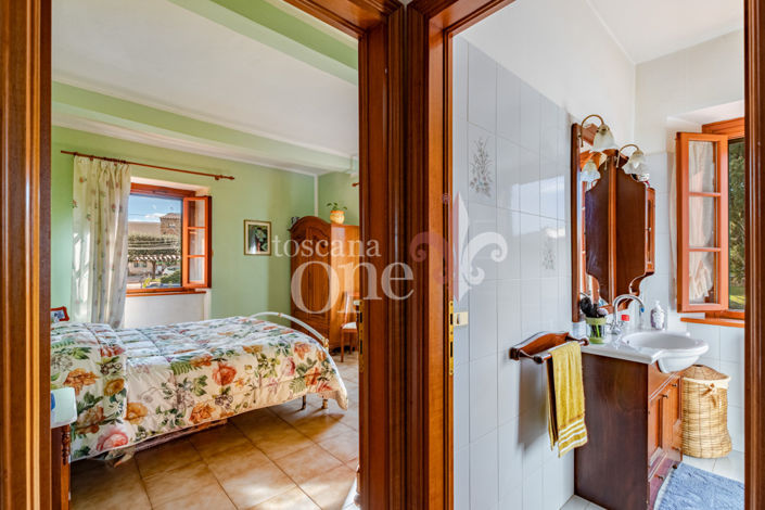 Image No.23-4 Bed House for sale