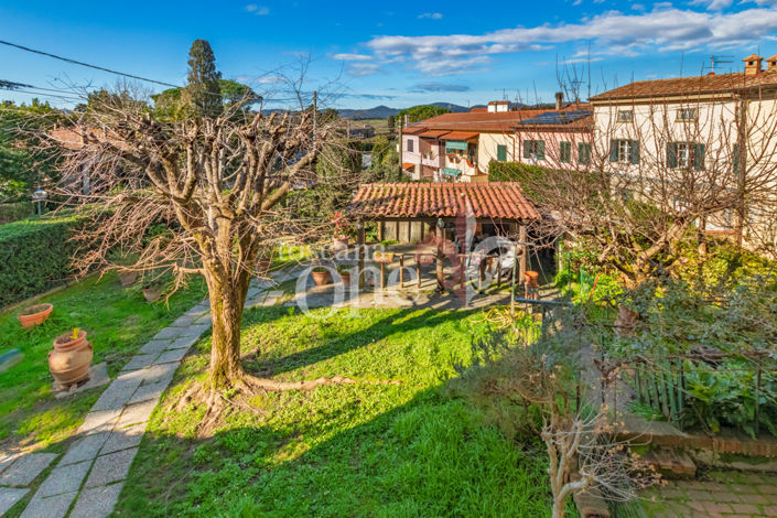 Image No.28-4 Bed House for sale