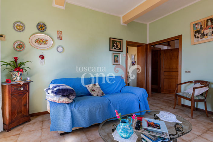 Image No.6-4 Bed House for sale