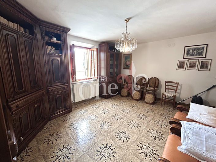 Image No.5-Appartement de 2 chambres à vendre à Pomarance