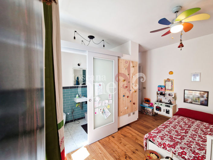 Image No.15-2 Bed House for sale