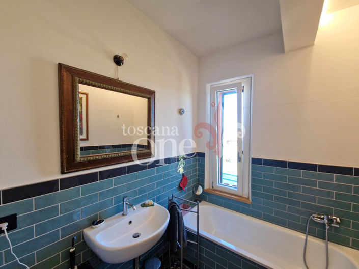 Image No.18-2 Bed House for sale