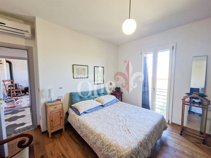 Image No.9-2 Bed House for sale