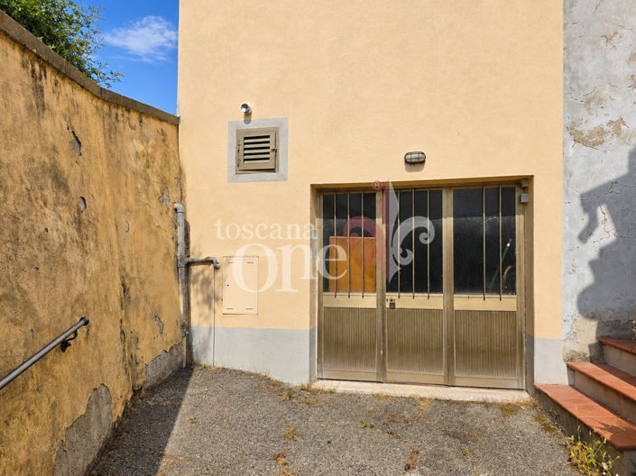Image No.17-3 Bed House for sale