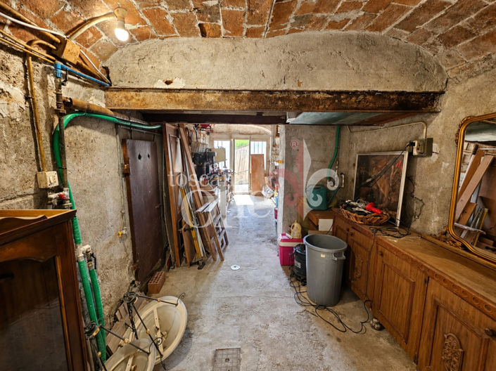 Image No.18-3 Bed House for sale