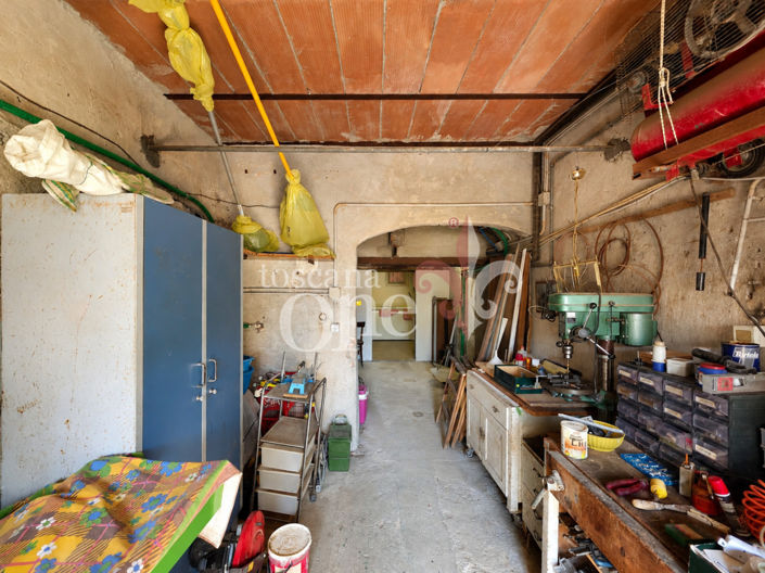 Image No.19-3 Bed House for sale