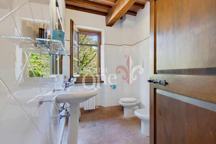 Image No.24-2 Bed Apartment for sale