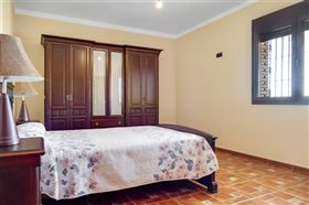 Image No.8-Villa de 5 chambres à vendre à Loja