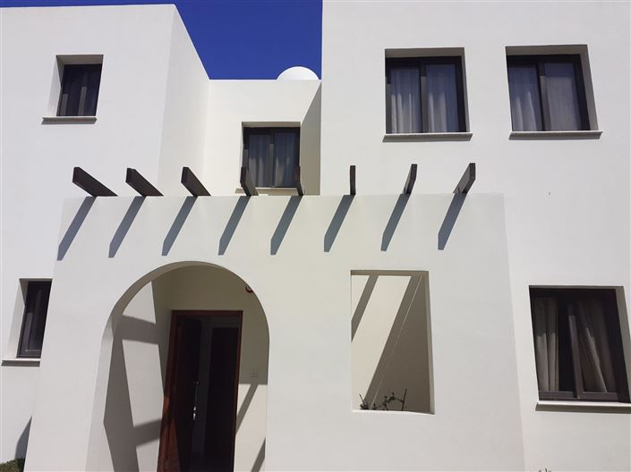 Image No.17-3 Bed House for sale