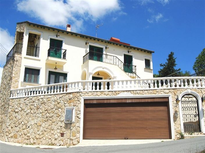 Image No.1-Maison de 2 chambres à vendre à Nata