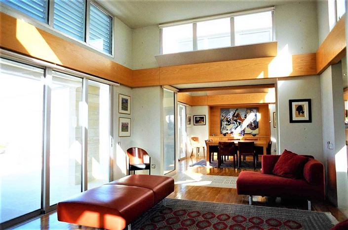 Image No.2-5 Bed House for sale