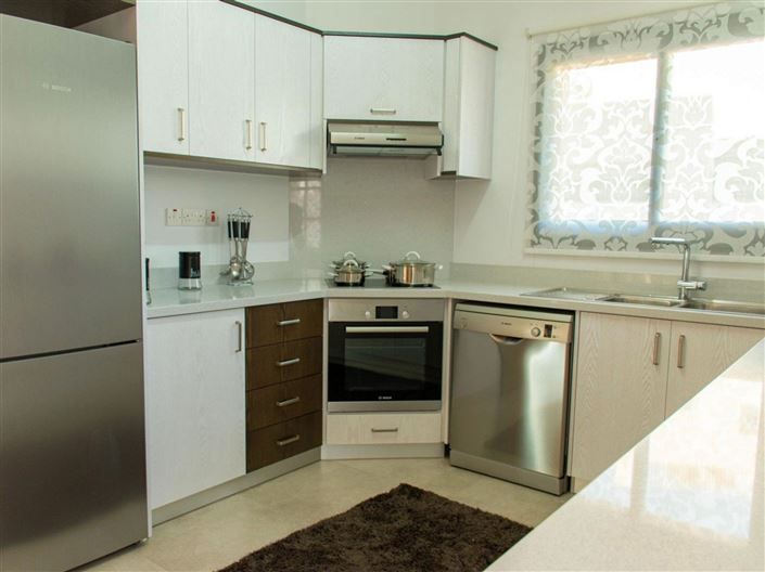 Image No.4-4 Bed House for sale