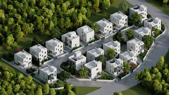 Image No.8-3 Bed House for sale