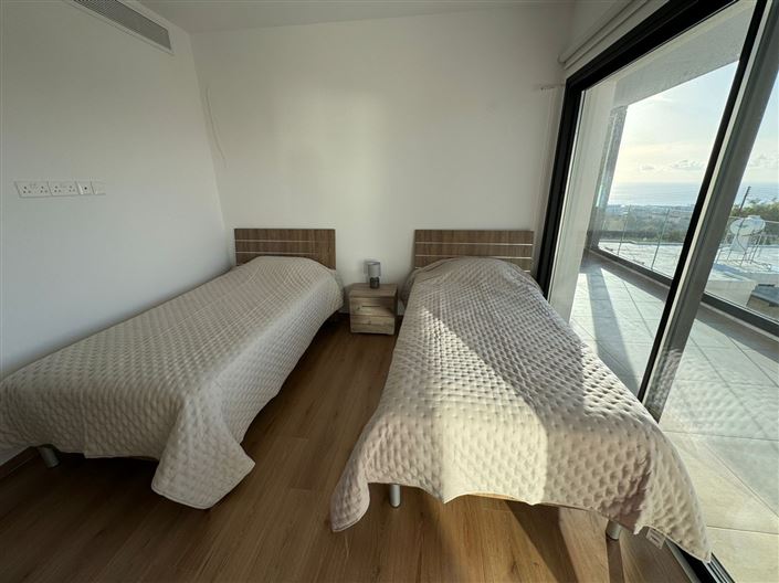 Image No.15-3 Bed Penthouse for sale