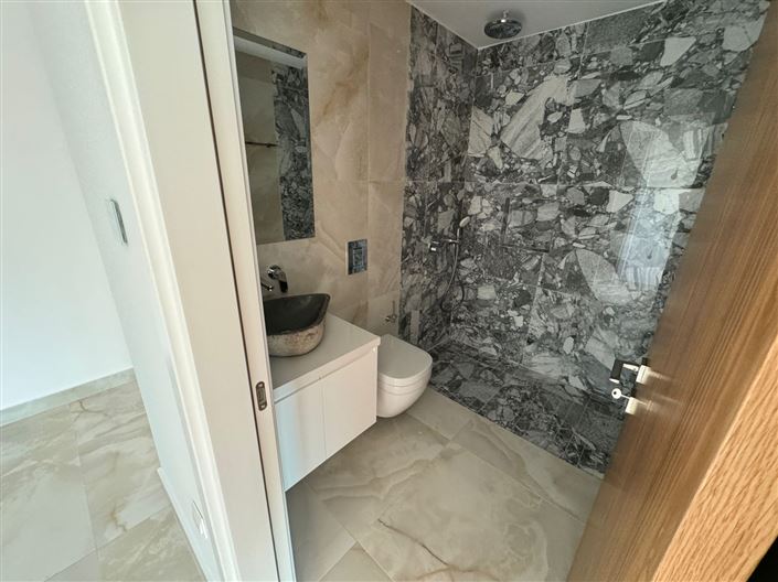 Image No.16-3 Bed Penthouse for sale