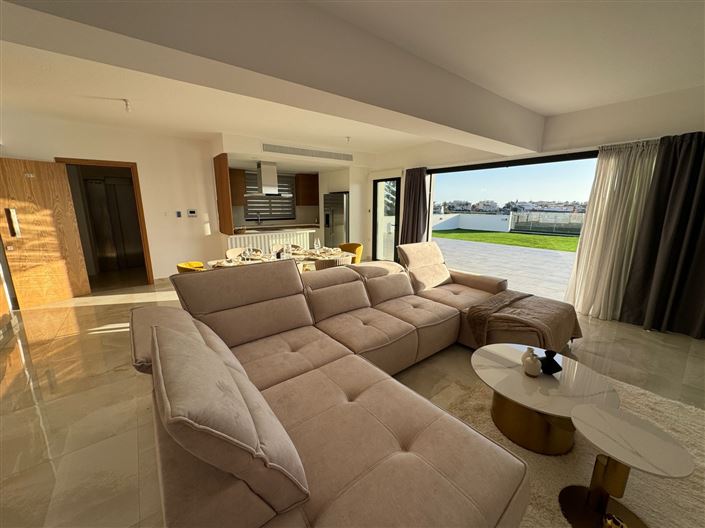 Image No.6-3 Bed Penthouse for sale