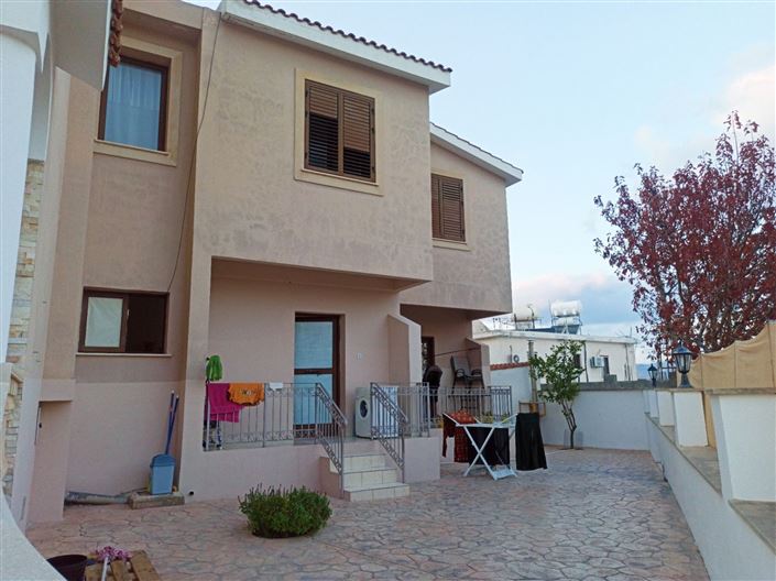 Image No.13-3 Bed House for sale