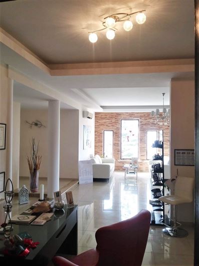 Image No.3-3 Bed House for sale