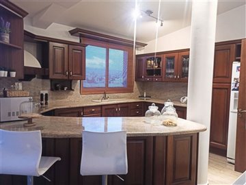 11205a98-a52a-4fb2-a285-3bafd1ce0ae1