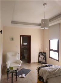 77330051-35c5-42b3-895d-2a825f1ef668