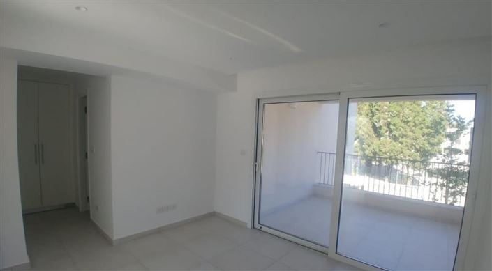 Image No.6-3 Bed Apartment for sale