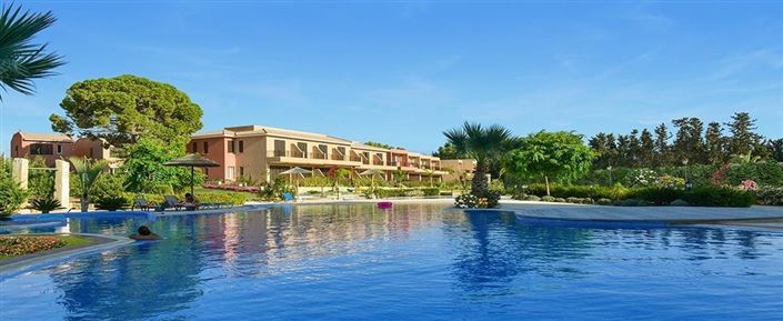 Image No.10-3 Bed House for sale