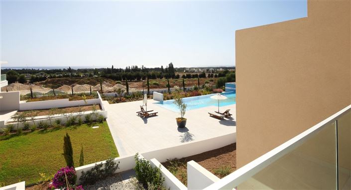 Image No.8-3 Bed House for sale