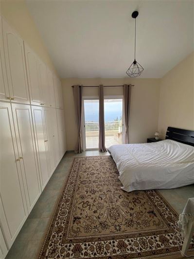 Image No.15-3 Bed House for sale