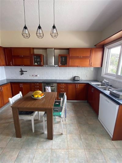 Image No.4-3 Bed House for sale