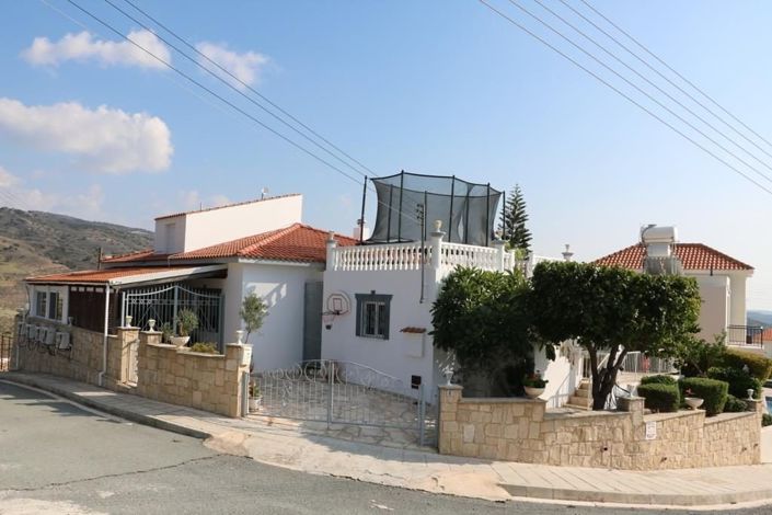 Image No.19-3 Bed Bungalow for sale